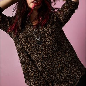 Torrid Betsey Johnson Leopard Sheer Chiffon Tunic Size 2 2X 18 20